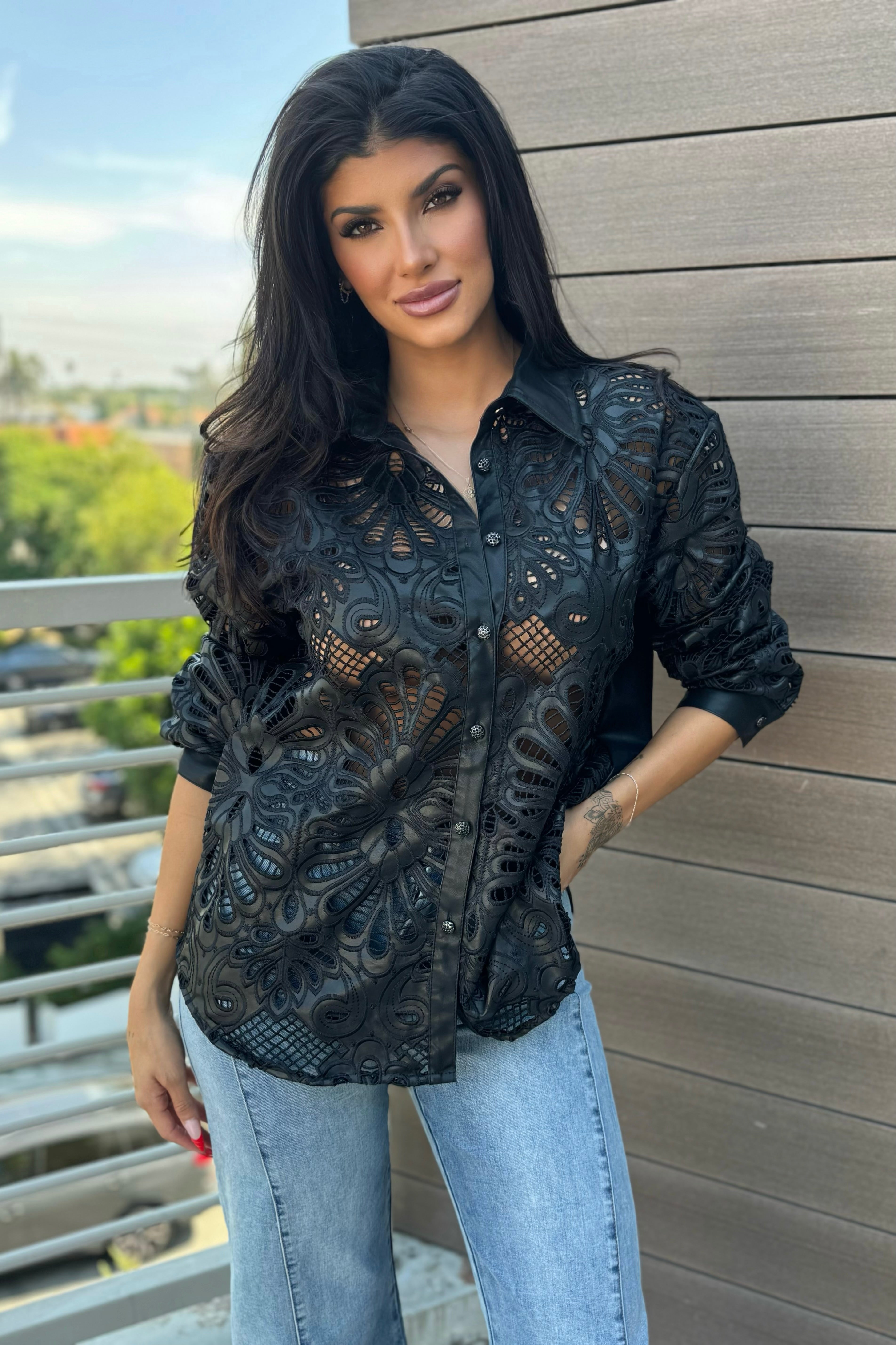 LACE DESIGN VEGAN LEATHER SHIRT