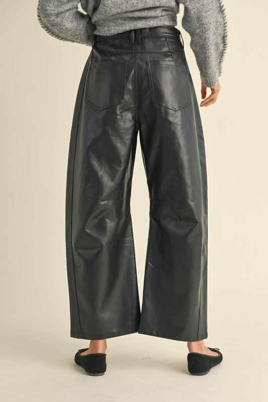 PLEATHER BARREL PANTS